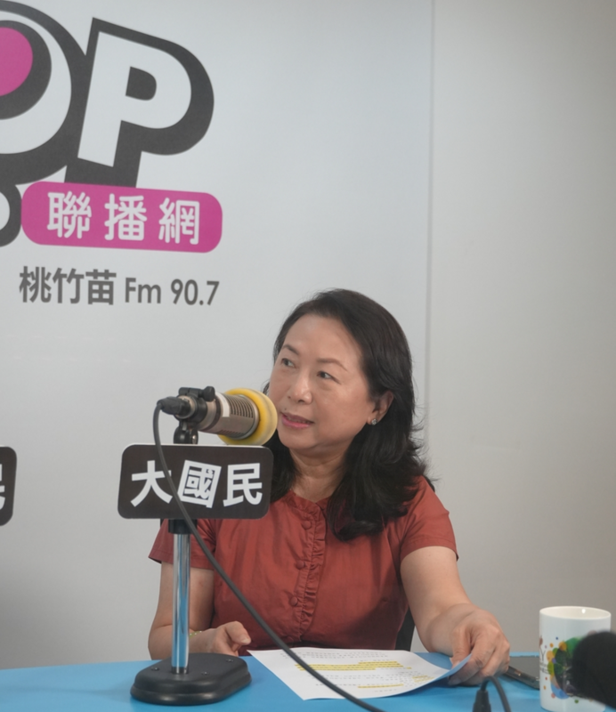 徐春鶯在廣播節目「POP大國民」中嗆說，如果台灣宣布獨立，她就會去放棄中國國籍。 圖：POP大國民提供