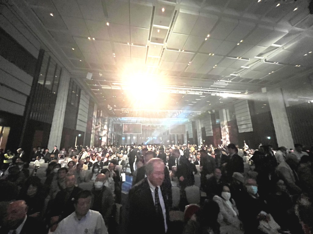 日本國際政治學者藤井嚴喜在8日晚間發起「ONE TAIWAN 2023論壇」，吸引3千名日本民眾參加，共同創辦人台獨聯盟日本本部委員長林建良說，這是在日本舉辦史上最大規模的一場「台日論壇」活動。 圖／林省吾攝。