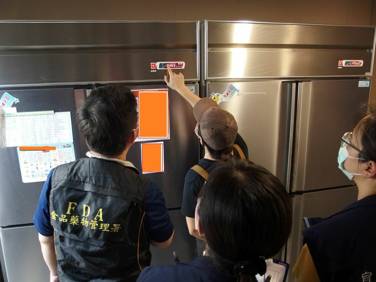 衛福部食藥署今公布「111年輕食料理餐飲業稽查專案執行結果」，總計查獲5家業者標示不實、原料逾期。 圖：食藥署／提供