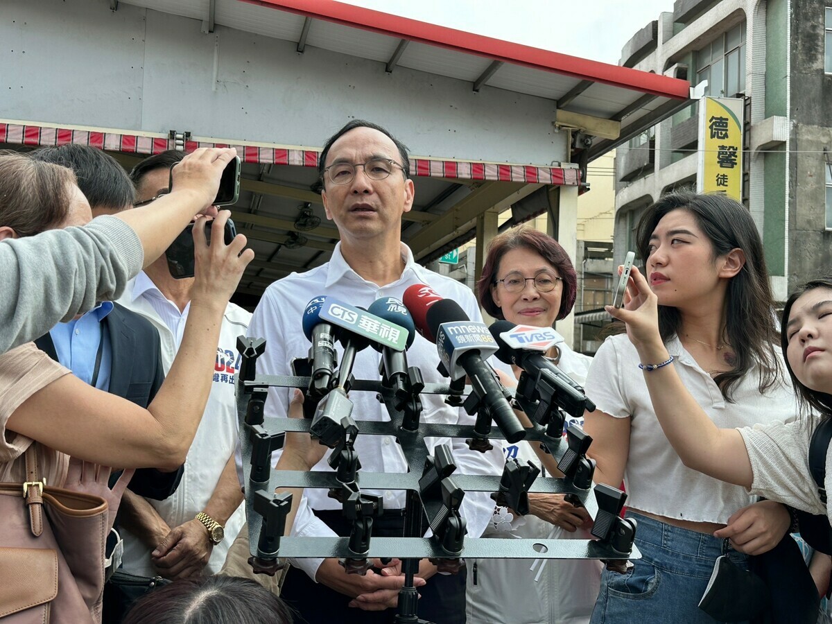 國民黨主席朱立倫今(11)日表示藍白兩黨政黨協商從未中斷過。 圖：國民黨/提供