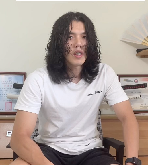 YouTuber「奇軒Tricking」開始上傳短影音不到一年就吸引772萬人訂閱頻道。 圖：翻攝自奇軒Tricking IG