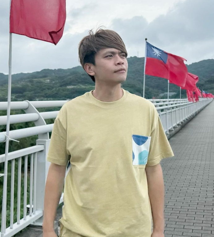 蔡阿嘎提到自己隨著年紀增長，面對任何人事物都可以很輕易的把感情抽離，但他表示「這對創作者來說，可能不是什麼好事」。 圖：翻攝自蔡阿嘎IG
