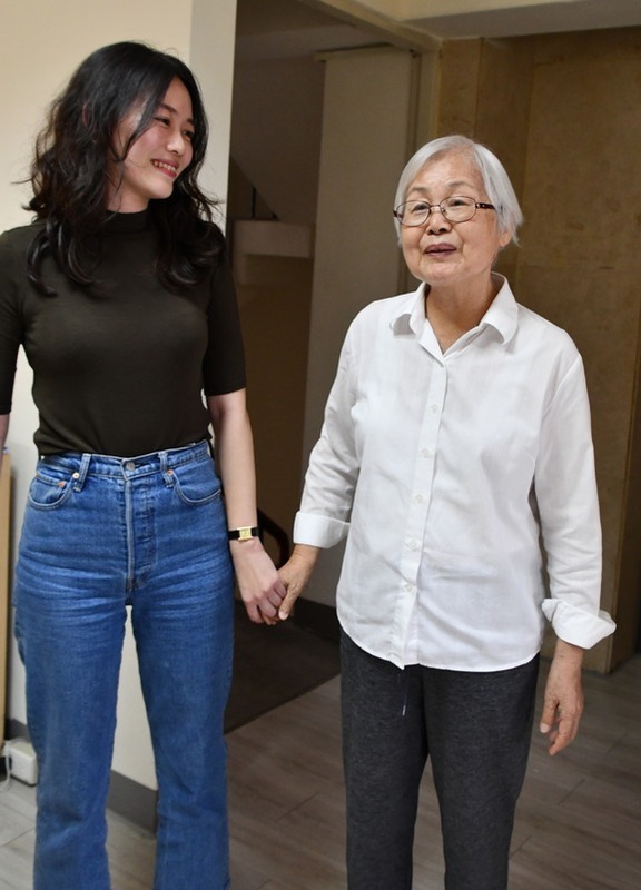 2023年5月，前立法委員方素敏與吳欣岱醫師攝於慈林基金會。 圖：邱萬興攝