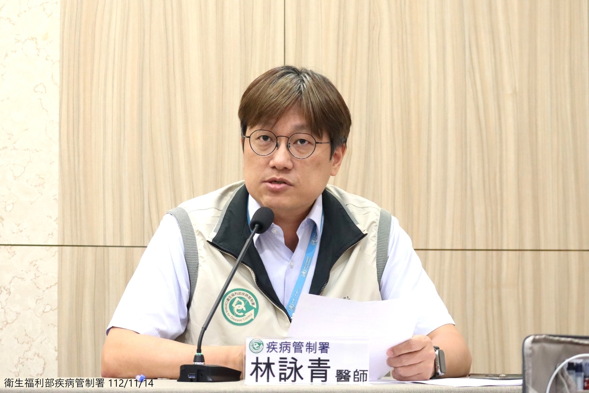 疾管署今(18)日表示，北部未滿1歲女嬰，於今(2024)年6月4日開始出現痙攣症狀，2天後因發生痙攣伴有眼睛上吊情形就醫，經通報檢驗後確認感染腸病毒併發重症，個案治療後症狀改善，目前已出院。 圖：疾管署／提供