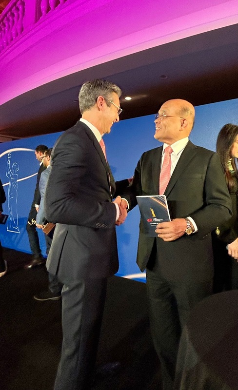 前行政院長蘇貞昌14日代表總統蔡英文前往美國國家民主基金會領取民主服務獎 圖：總統府提供