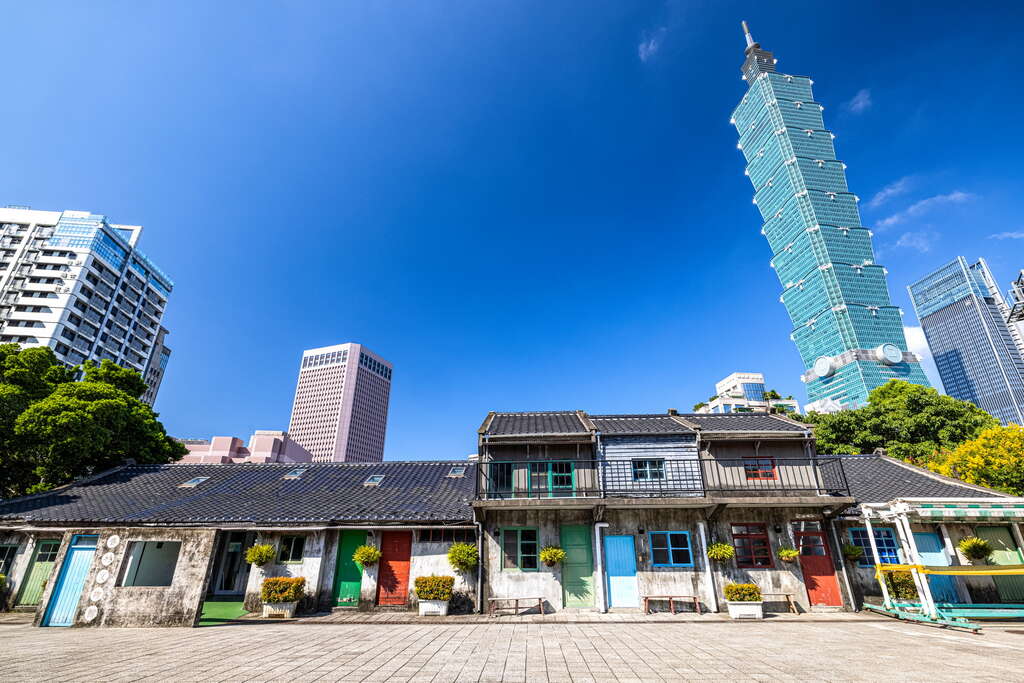 ，還沒想好冬季可以安排哪裡旅遊，不妨參考「樂遊台北」35條主題遊程，以文史記憶、藝文場館、繽紛花季、山林慢活、特色街巷、信仰文化等主題的文藝景點。 圖：取自台北市政府觀光傳播局官網