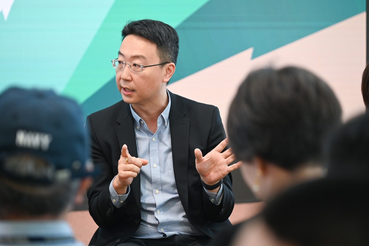 賴清德辦公室發言人陳世凱。 圖：翻攝自陳世凱臉書