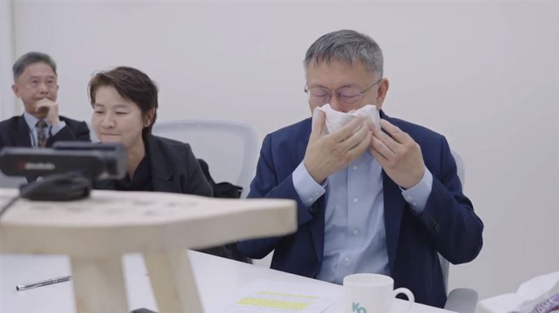 柯文哲自比蔣渭水到處演講，苦苓怒轟「你柯文哲被關到密室去，出來就嚇得大哭，要比什麼」，怒轟柯「不要臉的傢伙！」 圖：民眾黨提供（資料照）