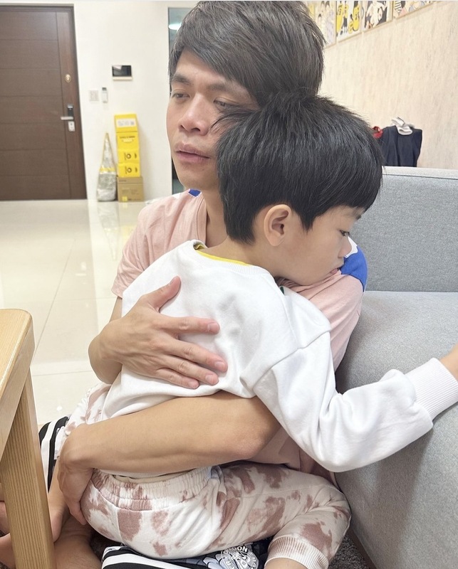 蔡阿嘎表示確認了蔡波能是感染腺病毒，且不只蔡波能，連他跟蔡桃貴都被傳染。 圖：翻攝自蔡阿嘎IG