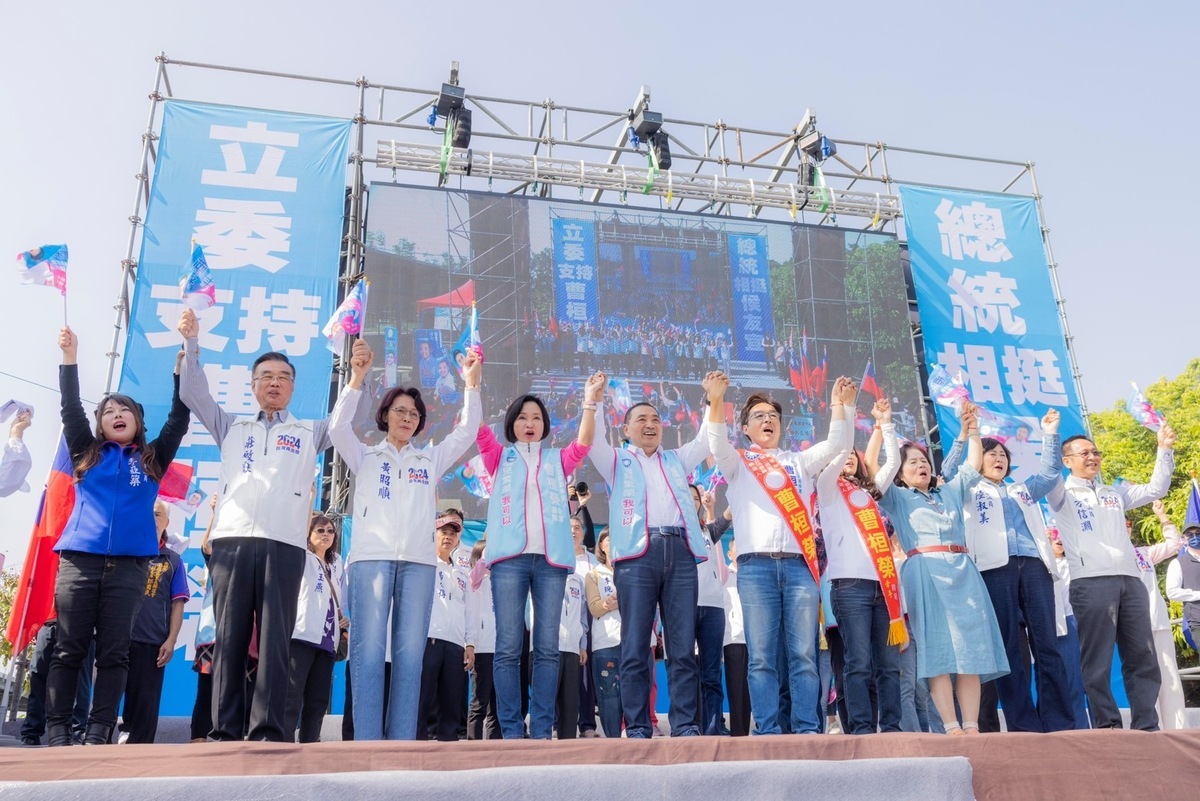 國民黨總統參選人侯友宜今南下參加黨籍立委參選人總部成立大會。 圖：侯友宜競選辦公室/提供
