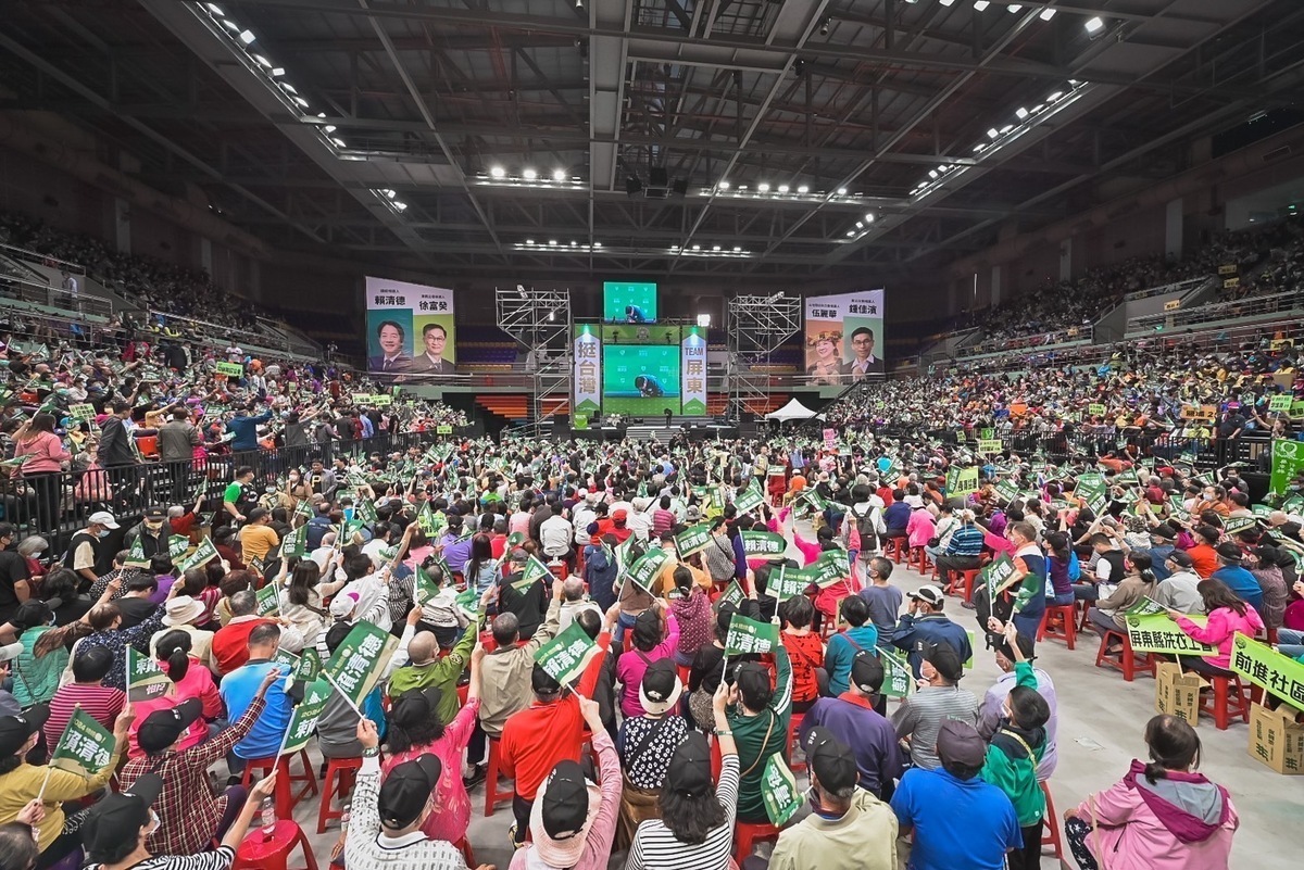 賴清德屏東縣競選總部成立，6000支持者擠滿會場。  圖：賴清德辦公室提供