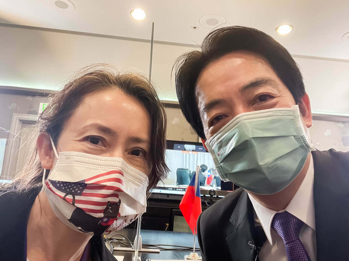 駐美代表蕭美琴（左）成為民進黨總統參選人賴清德副手幾成定局，有媒體報導，賴蕭配將在20日下午正式亮相。 圖：翻攝自賴清德臉書