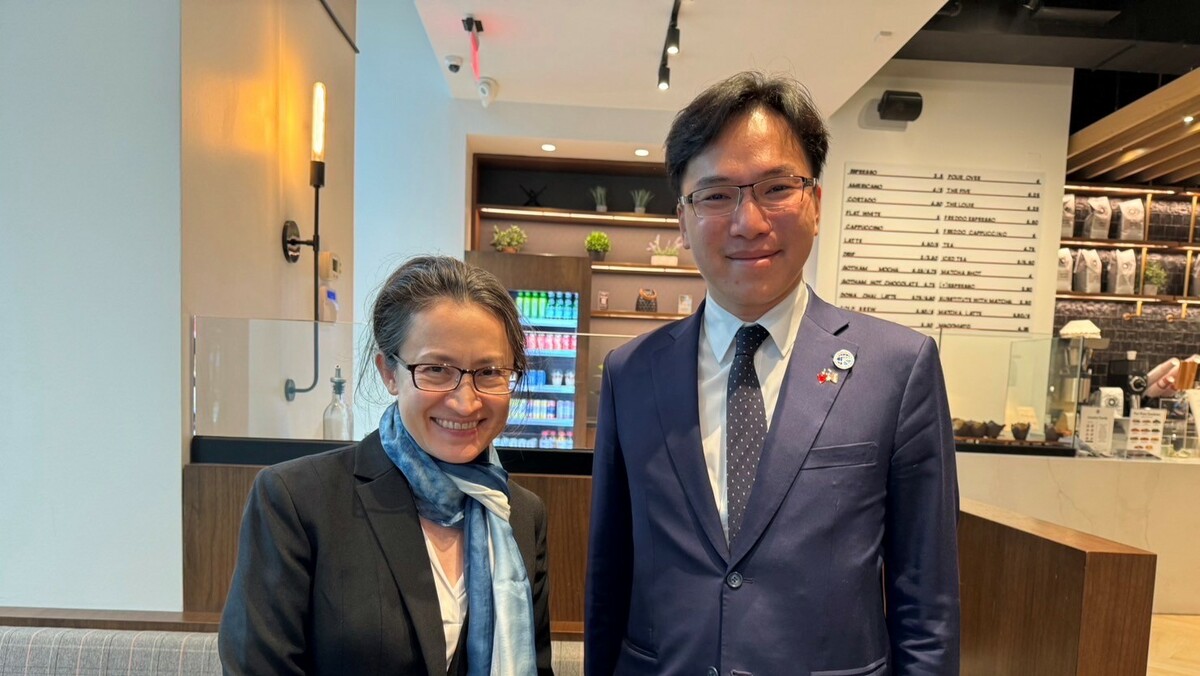 林智鴻(右)讚蕭美琴(左)是2024最有亮點的副總統候選人。 圖：林智鴻服務處/提供