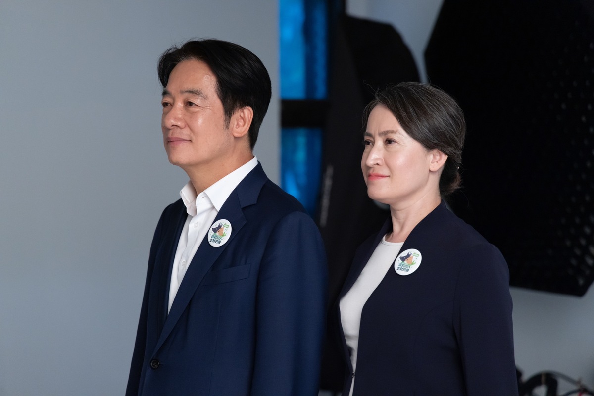 賴清德、蕭美琴今日拍攝定裝照。 圖：賴清德辦公室/提供