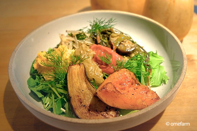 Ome Farm Kitchen食材一律不噴灑農藥與化學肥料，料理新鮮可口又安心。 圖：Ⓒomefarm／提供