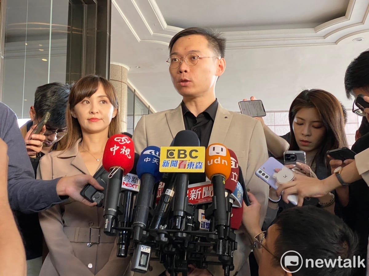郭辦發言人黃士修表示，在野整合藍白郭缺一不可，盼侯能到君悅與郭、柯會面，實現他自己的承諾。 圖：周煊惠/攝