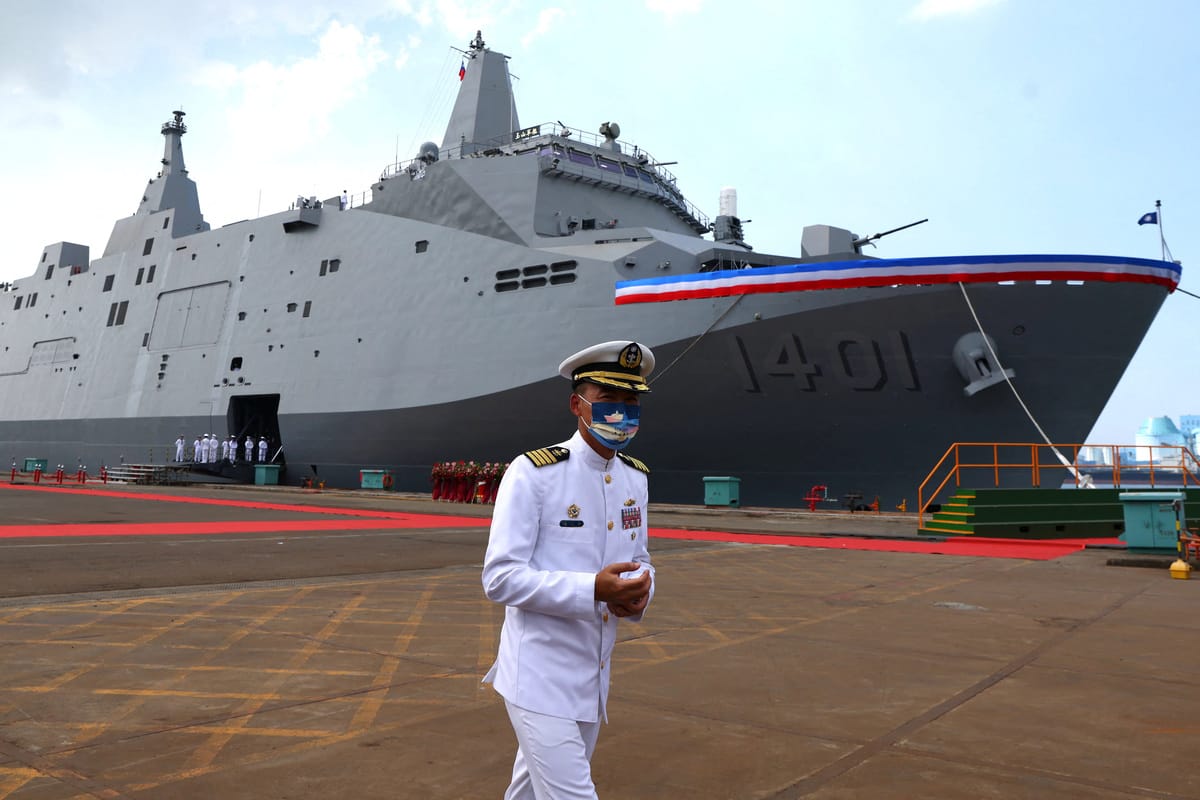 台灣玉山號船塢運輸艦LPD-1401。 圖 : 達志影像/路透社