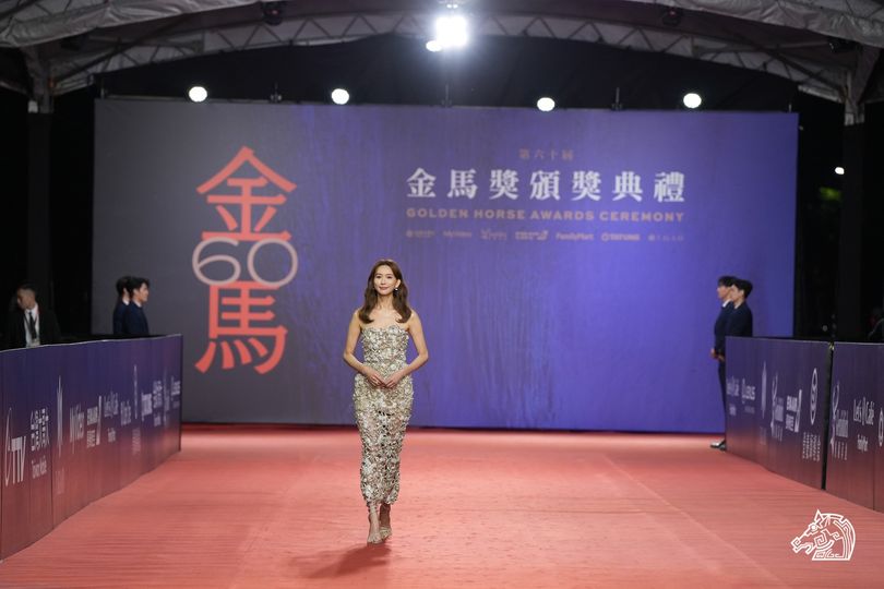 藝人林志玲盛裝出席金馬盛會，將與日本導演北野武擔任頒獎嘉賓。 圖：取自金馬影展TGHFF