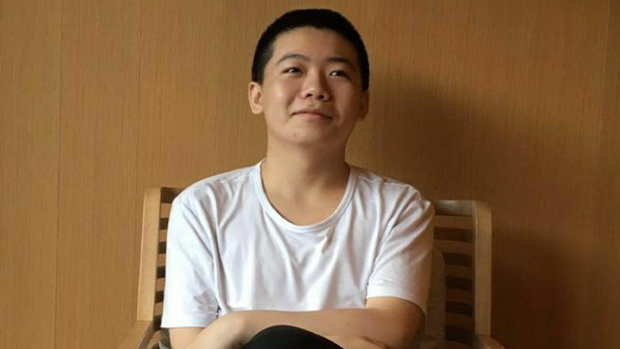 牛騰宇的母親於本月 24 日與牛騰宇會面時發現其無法認出母親，且答非所問，疑似出現精神障礙，圖為牛騰宇。 翻攝自X帳號「@Spring02060527」