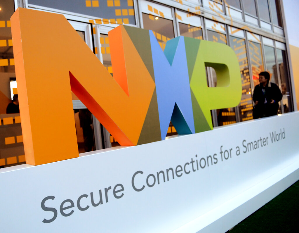 荷蘭半導體巨頭恩智浦（NXP）公布第三季營收與獲利展望，結果數據低於預期，加上財測令投資人失望，拖累盤後股價重挫8%。 圖 : 達志影像／美聯社