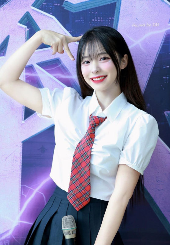 「Rakuten Girls」韓籍女神李多慧，「明年是否續約樂天」一事，備受外界關注。 圖：翻攝自IG＠le_dahye