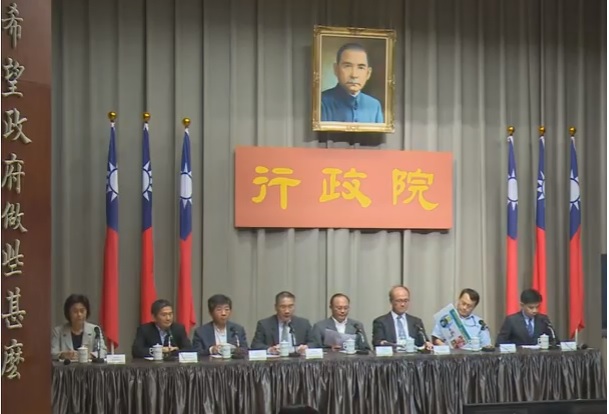 行政院長林全今(15)天在院會中表示，針對國土已破壞劣化地區，將劃設國土復育促進地區，研訂復育計畫。 圖：謝莉慧/攝