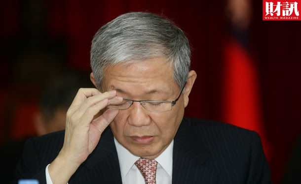 針對「三寶超貸案」，金管會今（19）認為違反「金控法」規定，解除何壽川於永豐金控董事職務。 圖：新頭殼資料照片/財訊提供
