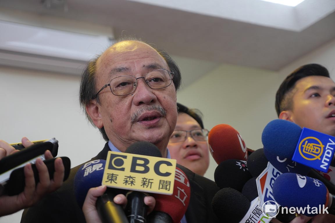 針對國民黨有意在院會出招拖延院會處理年金改革時程；一事，民進黨團總召柯建銘19日表示，民進黨當然有因應之道，不可能退卻。 圖：林人芳／攝