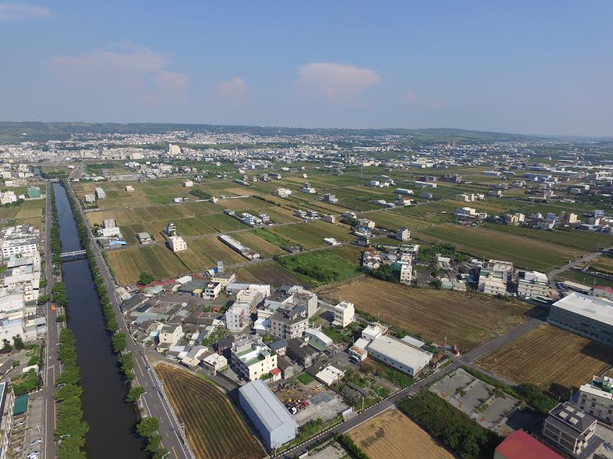 稻田露天燃燒一目瞭然。 圖：台中市政府提供
