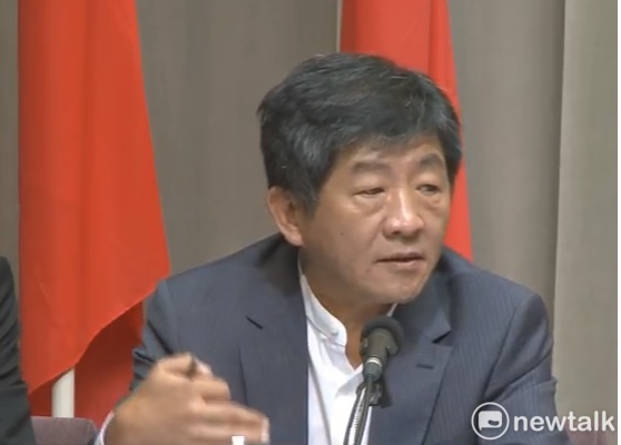 美國之音（VOA）網站今天（8日）刊登關於全民健保文章，衛福部長陳時中也在文章中提到，台灣健保制度表現卓越，可貢獻台灣經驗給世界參考。 圖：謝莉慧/攝