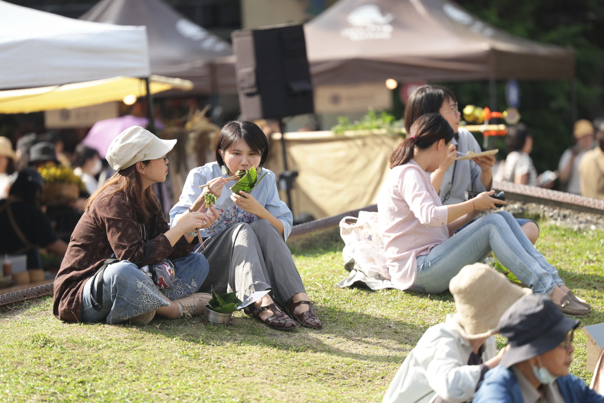 今年台東慢食節以「未來餐桌」為主題，分為「部落的原創、黑潮來的鮮、山林裡的香、田園裡的果與米、野地上的草與菜」等5大區。 圖：台東縣政府／提供