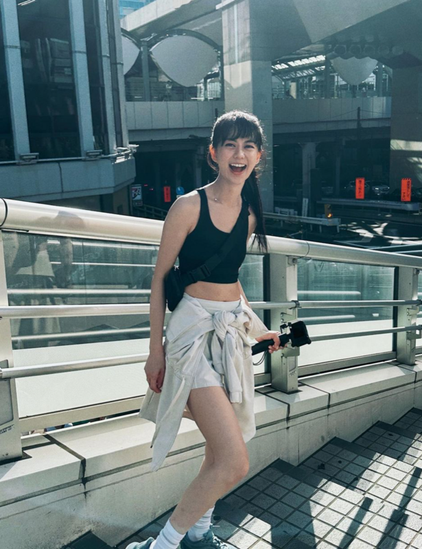 知名YouTuber「白癡公主」無厘頭的風格吸引許多粉絲喜愛。 圖：翻攝自IG＠87acup