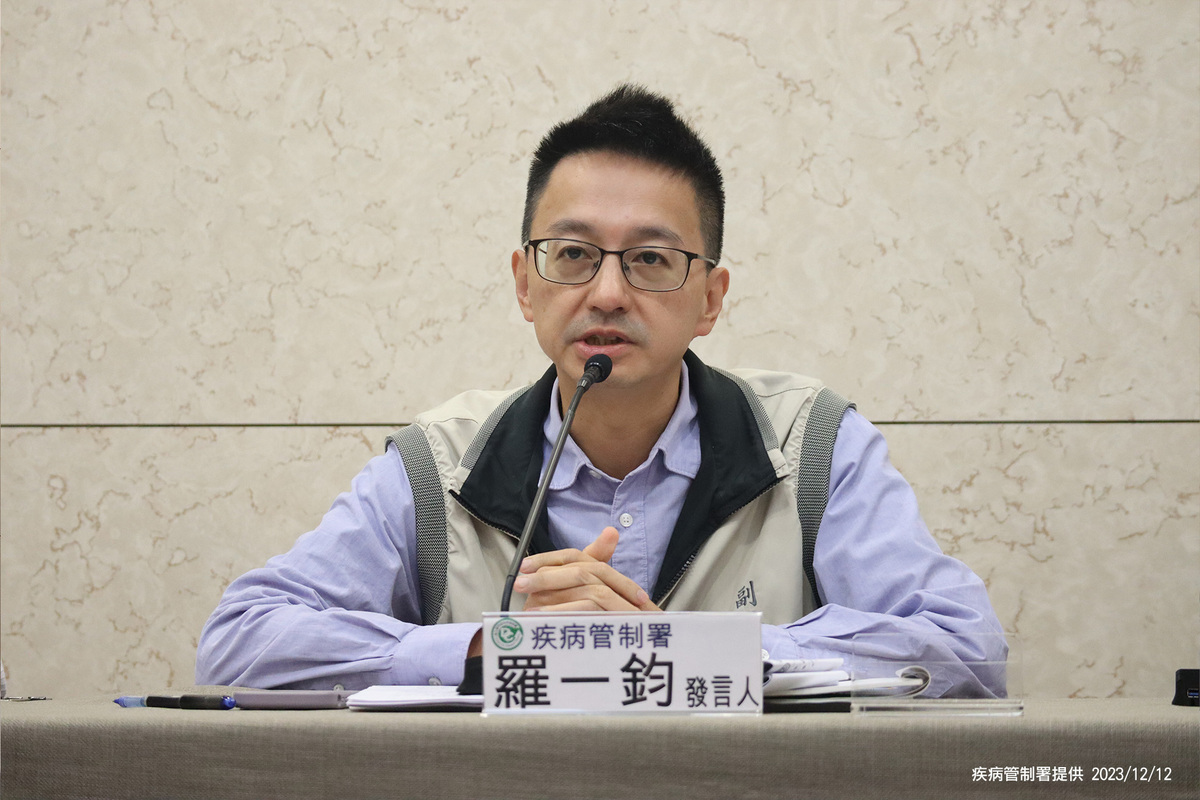 疾管署今(12)日表示，國內公費流感疫苗已接種609.8萬劑， 65歲以上長者共211.0萬人已接種。 圖：疾管署／提供