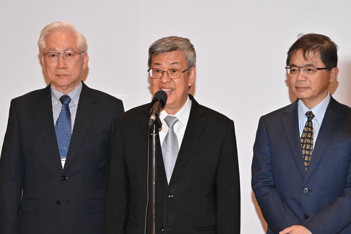 行政院長陳建仁今（13）天上午出席2023行政院科技顧問會議開幕典禮前受訪。 圖：行政院提供