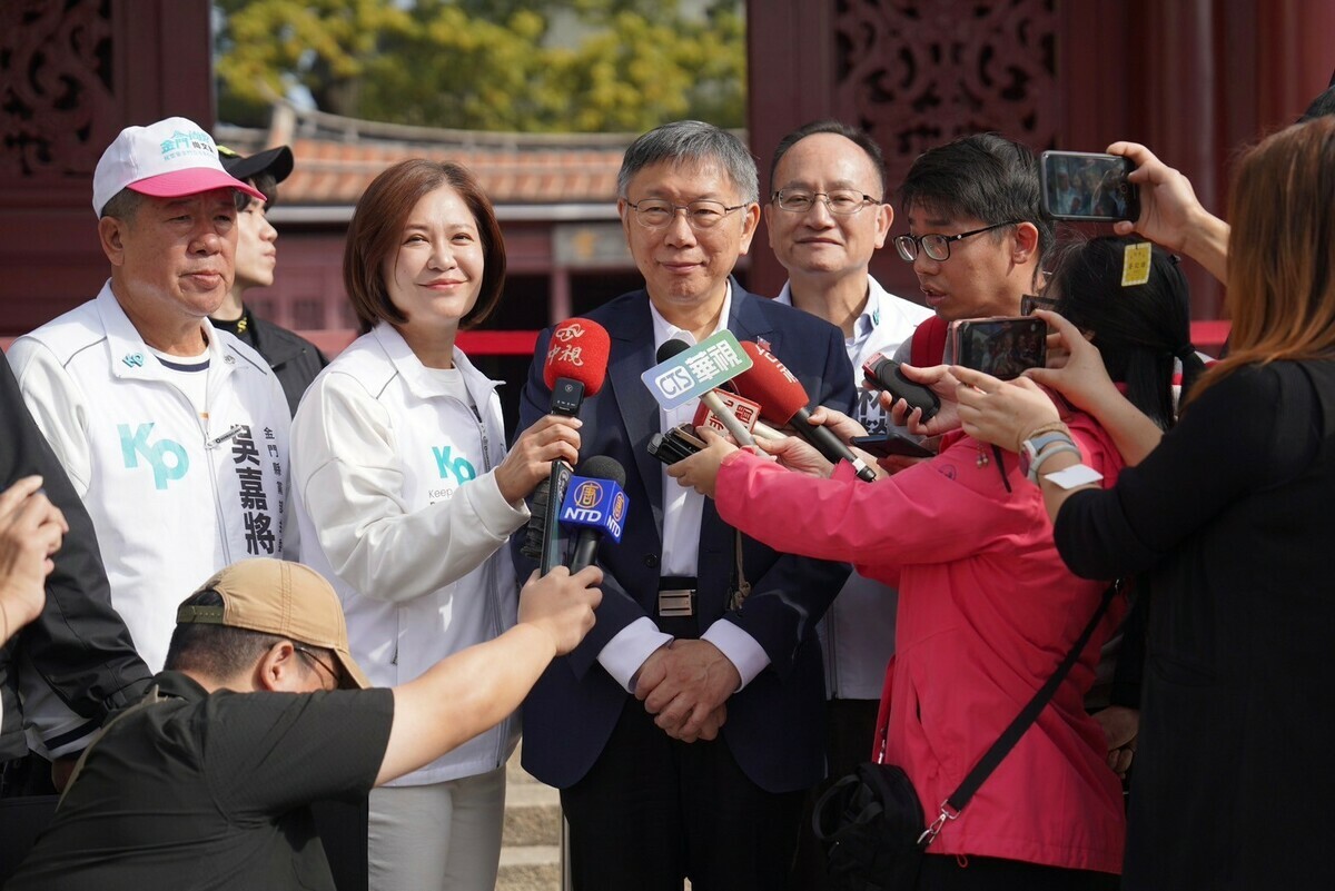 民調淪總統大選殺戮戰場 游盈隆揭柯文哲困境：被打得滿地找牙