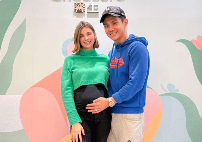 佳娜在今年6月時被馬來西亞男友祖雄求婚，隔月便宣布了懷孕3個月的好消息。 圖：翻攝自佳娜IG