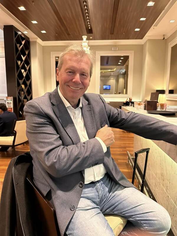 英國「金融時報」指出，中國國家安全部官員收買比利時極右派議員克雷爾曼3年多。 圖取自facebook.com/frank.creyelman