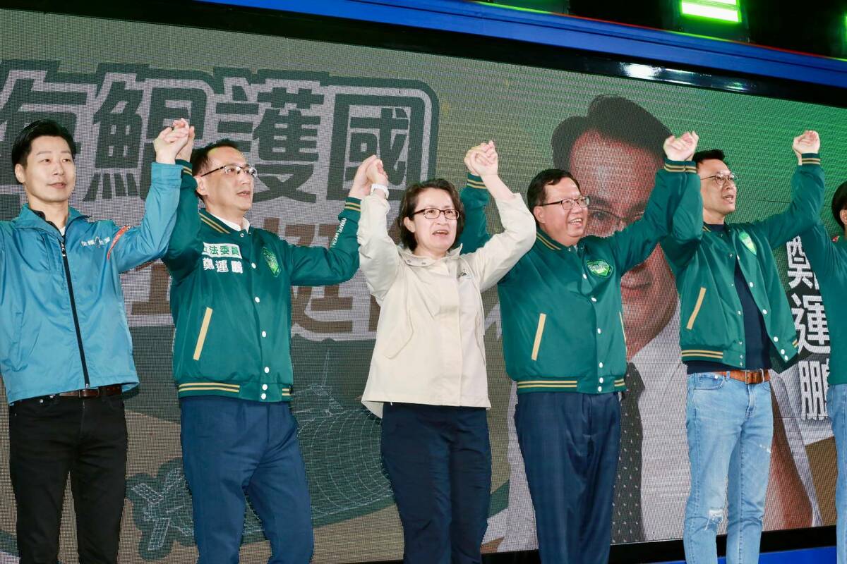 蕭美琴赴桃園輔選黃世杰。 圖：民進黨提供