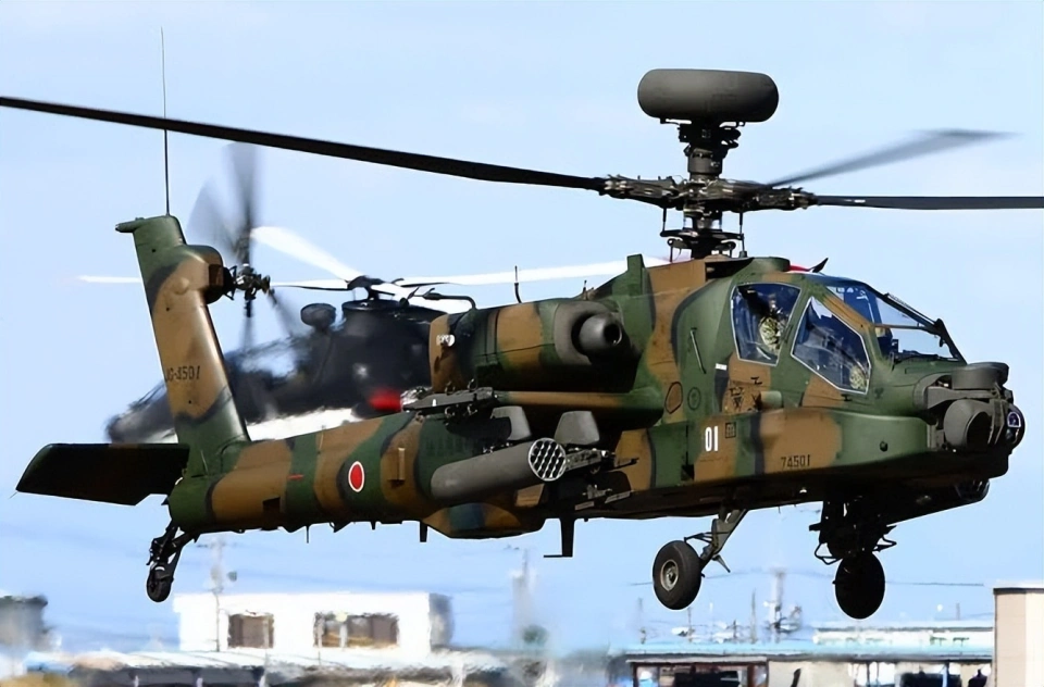 日本自衛隊武裝直升機。 圖：翻攝自墨甲戰刃