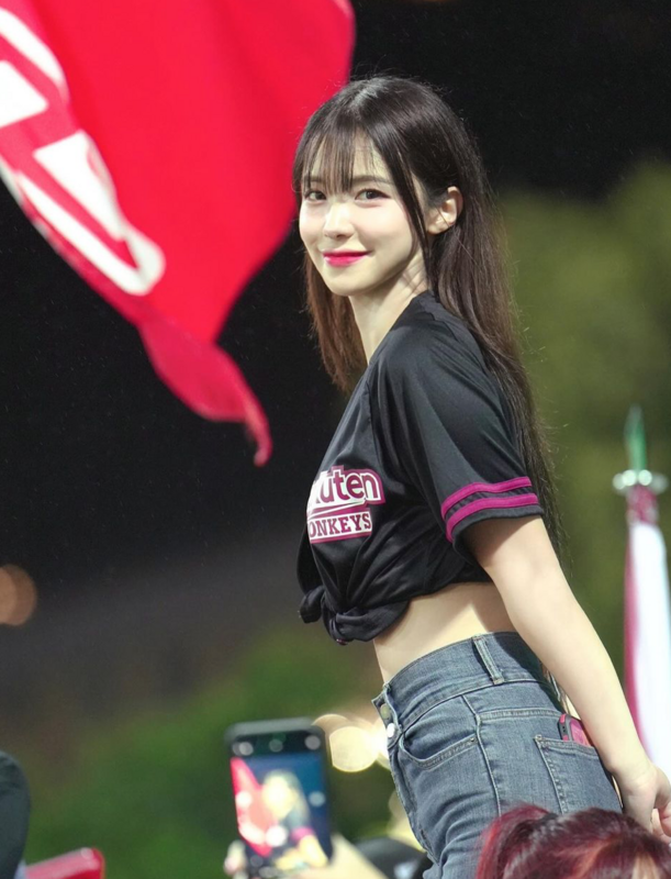 「Rakuten Girls」韓籍女神李多慧，亮麗外貌和精湛舞技吸引大批粉絲喜愛。 圖：翻攝自IG＠le_dahye