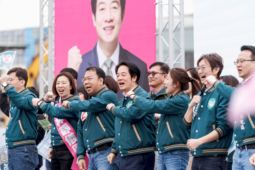 藍綠立委廝殺決戰中台灣，民進黨慎防國民黨強勢翻轉。 圖：賴清德競總提供（資料照）