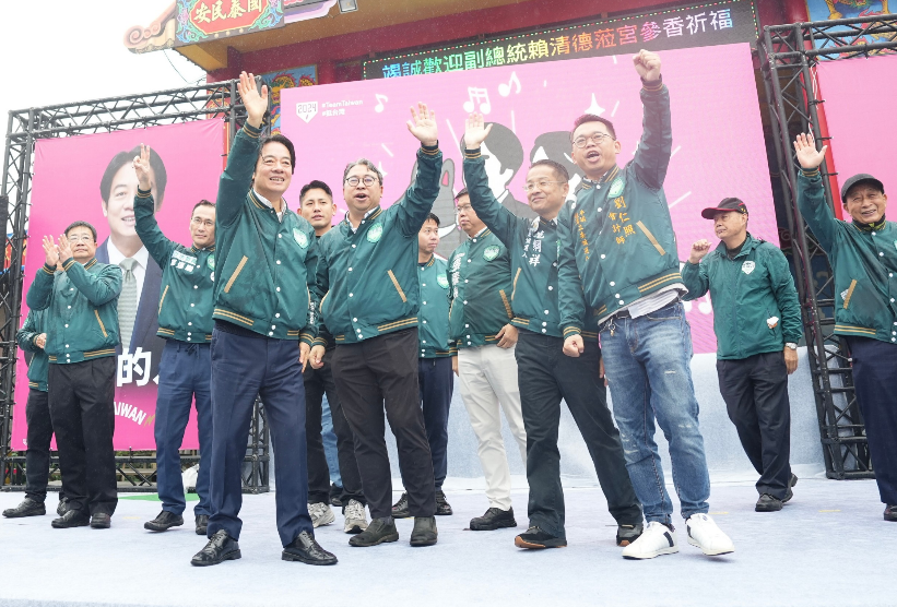 賴清德環島拼字活動抵達桃園，6名立委候選人齊聚打造國門大城。 圖：賴清德競總提供