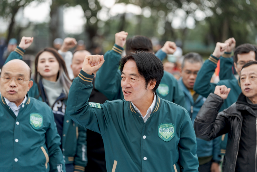 賴清德萬里老家頻受藍白攻擊。 圖：賴清德競總提供