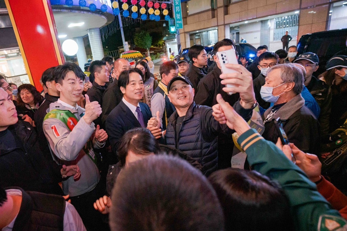 賴清德第6度赴中和替吳崢站台。 圖：賴清德競總提供