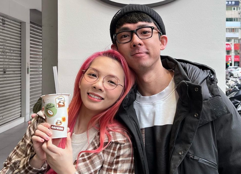 阿滴和滴妹的感情相當好，常分享兄妹間的有趣日常。 圖：翻攝自阿滴英文IG