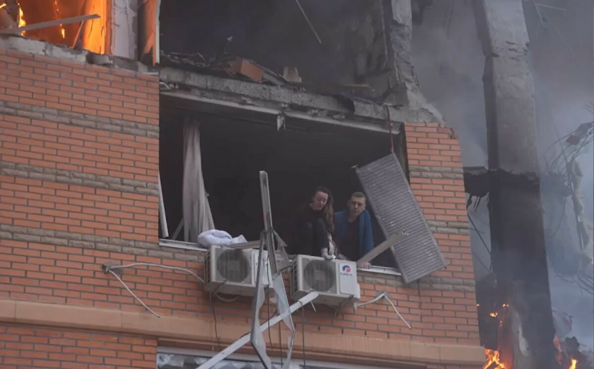 俄羅斯29日又向烏克蘭發動大規模空襲，死亡人數增加至30人，超過160人受傷，死傷包括孩童。 圖：翻攝X（前推特）