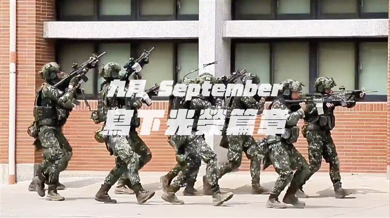 陸軍將「民國113年形象桌曆」做成影片。 圖：陸軍司令部提供