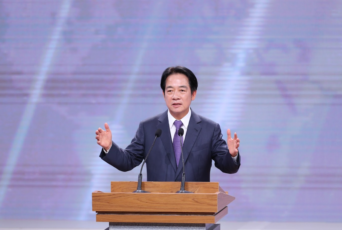 賴清德出席總統候選人電視辯論會。 圖：台北市攝影記者聯誼會提供