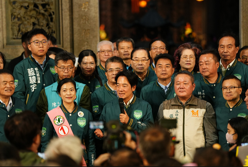 賴清德赴鹿港天后宮力挺陳秀寳。 圖：賴清德競總提供