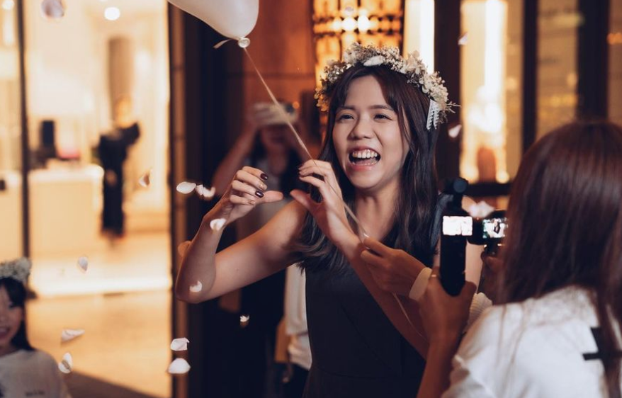 Ariel先前透露已答應男友Ken的求婚。 圖：翻攝自欸你這週要幹嘛IG